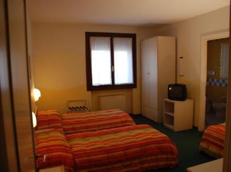 Hotel Marco Polo Caldogno Ruang foto